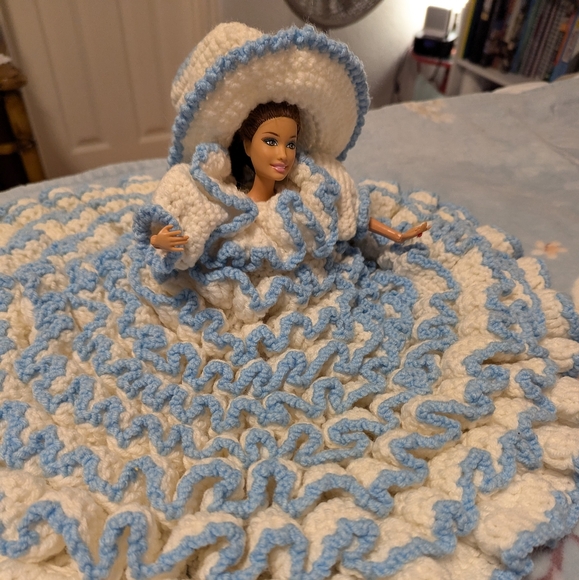 Vintage Crochet Doll Dress & Hat - Picture 8 of 11